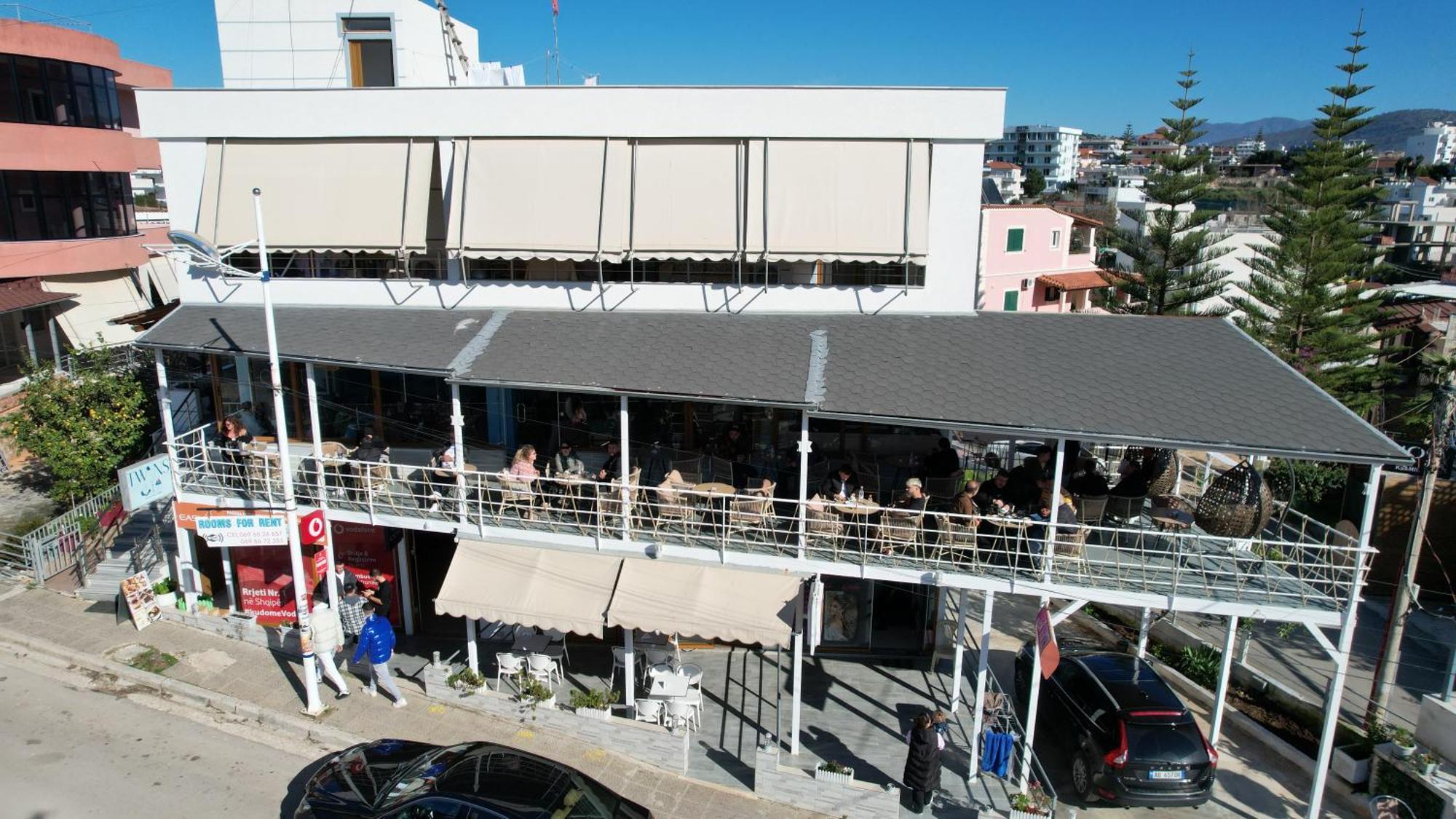 Hotel Chris Ksamil Ngoại thất bức ảnh