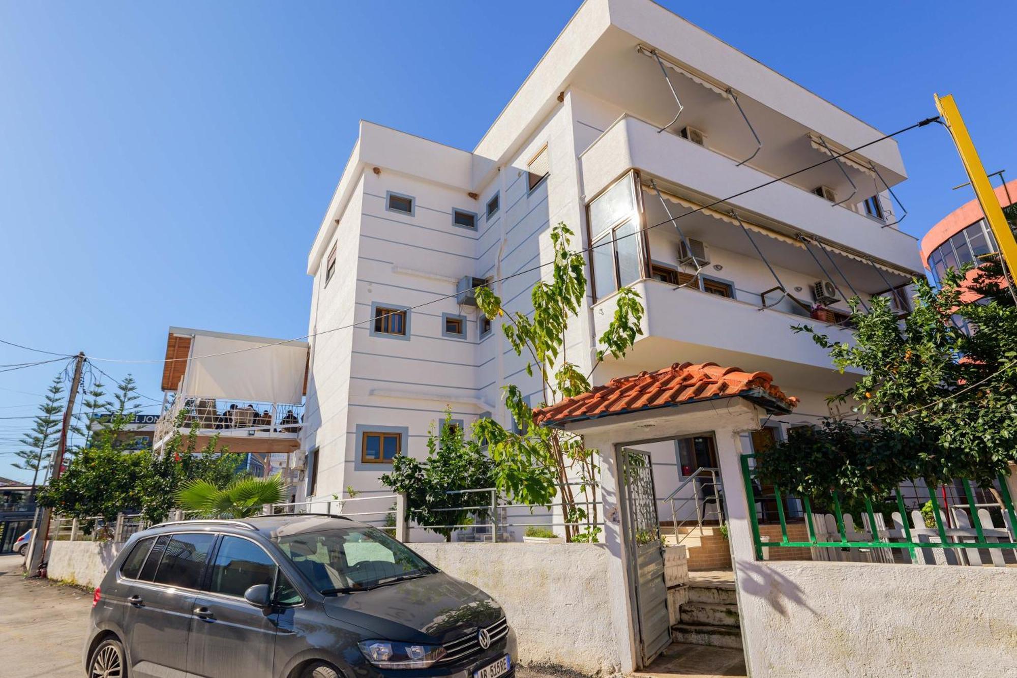 Hotel Chris Ksamil Ngoại thất bức ảnh