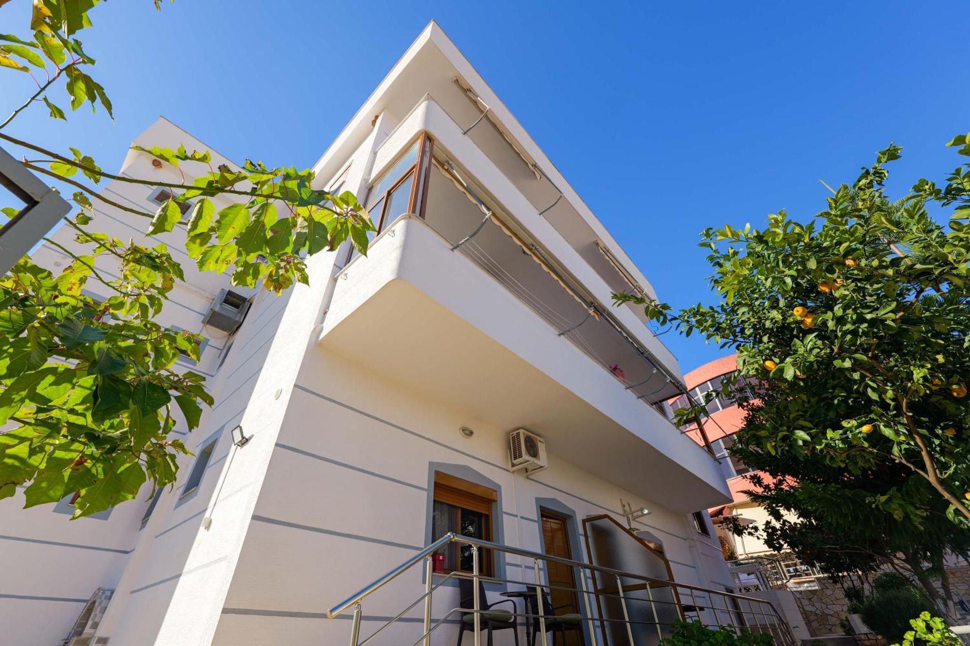 Hotel Chris Ksamil Ngoại thất bức ảnh